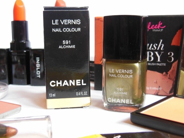 February Makeup Haul - CHANEL Le Vernis Nail Color Alchimie
