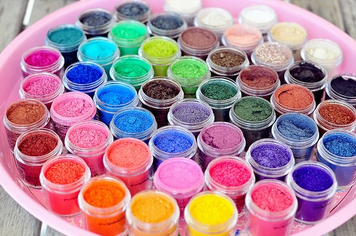 HAppy Holi with MAC pigments