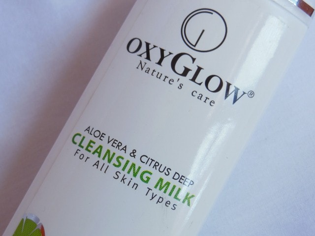 OxyGlow AloeVera  and Citrus Deep Cleansing Milk