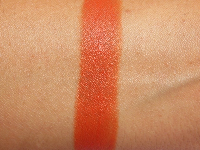 Chambor Powder Matte Lipstick Orange Flambe Swatch 123