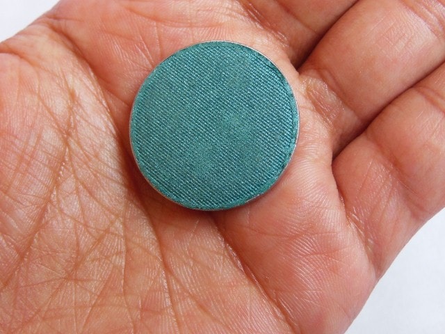 Faces Canada Single Eye Shadow Turquoise Blue Review