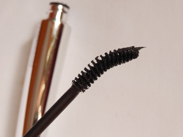 MAkeup Academy MUA Professional Extreme Curl Mascara Brush