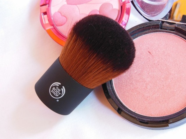 The Body Shop Powder brush Review