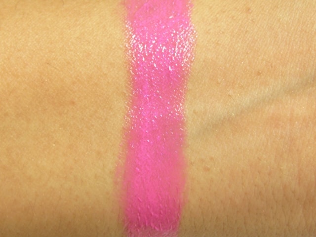 Maybelline ColorSensational Pink Alert Pow1 Lipstick Swatch