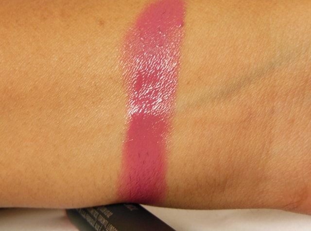 MAC PatentPolish Lip Pencil Kittenish Swatch 3