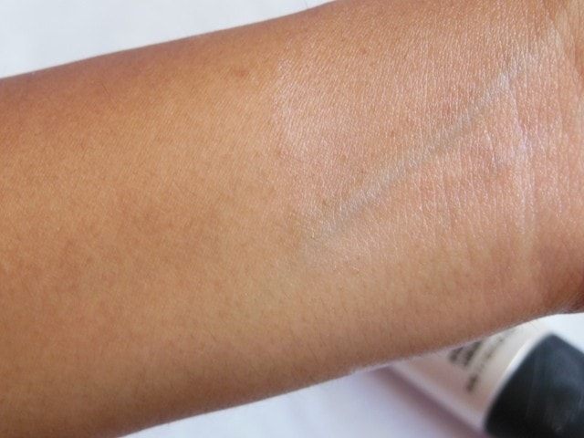 MAC Strobe Cream Swatch 4