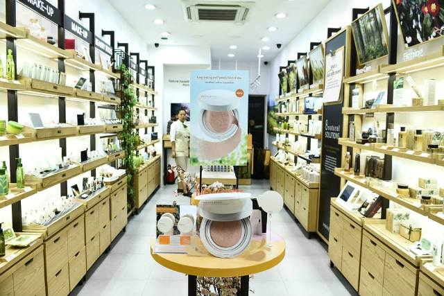 Bloggers Meet - Innisfree Cushion Foundation Launch India