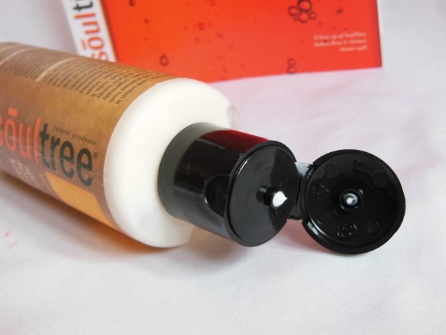 Soultree Apricot oil and Honey Moisturiser Packaging