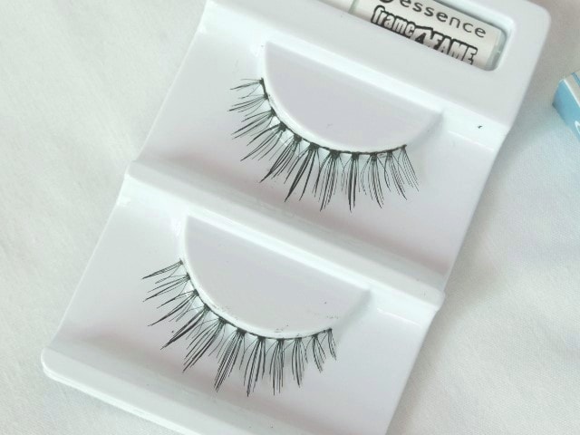 Essence Frame4Fame Lashes - Natural Effect Review
