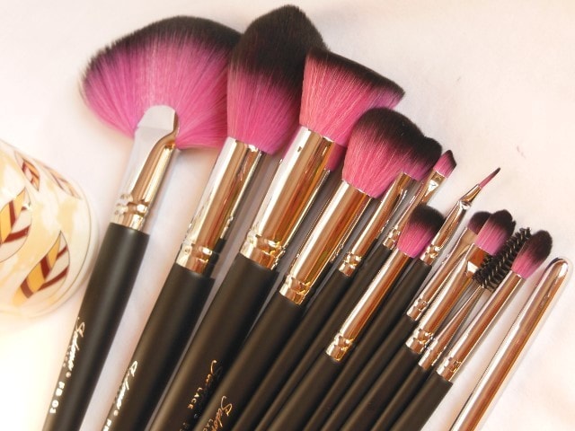 Sedona Lace Vortex Synthetic Professional Makeup Brushes Review