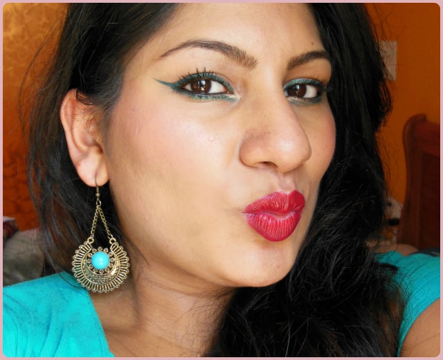 Easy Festive Makeup Look with Red Lips