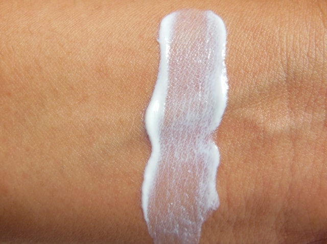 Hourglass Veil Mineral Primer Swatch2