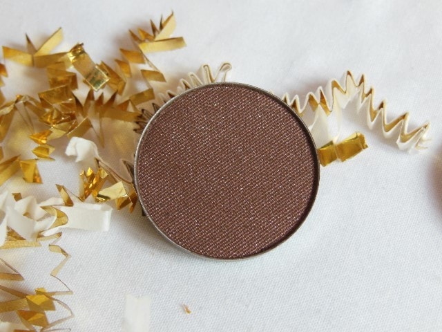 Luxie Beauty Powder Eye Shadow 302 Review
