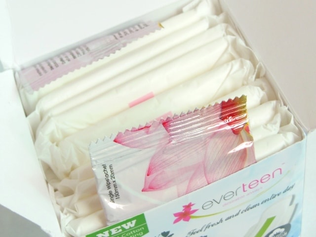 Everteen Natural Cotton Sanitary Napkins Box