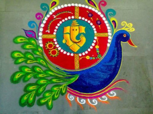 best-ganesha-rangoli-designs-ganpati-rangoli-with-peacock