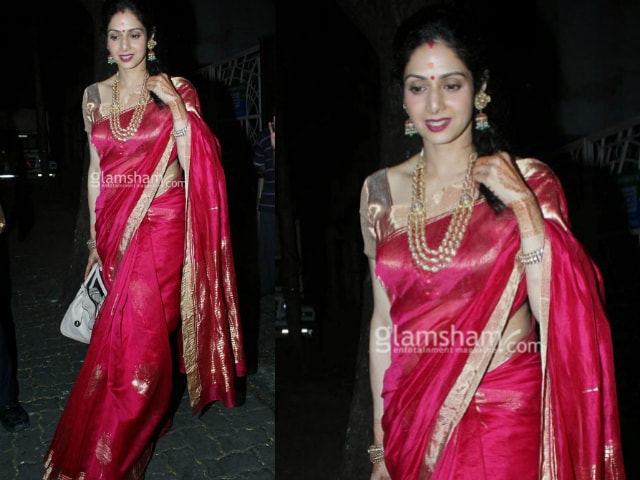 bollywood-celebrities-karwa-chauth-outfit-sridevi-red-saree-3