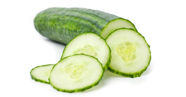superfoods-to-lose-belly-fat-cucumber