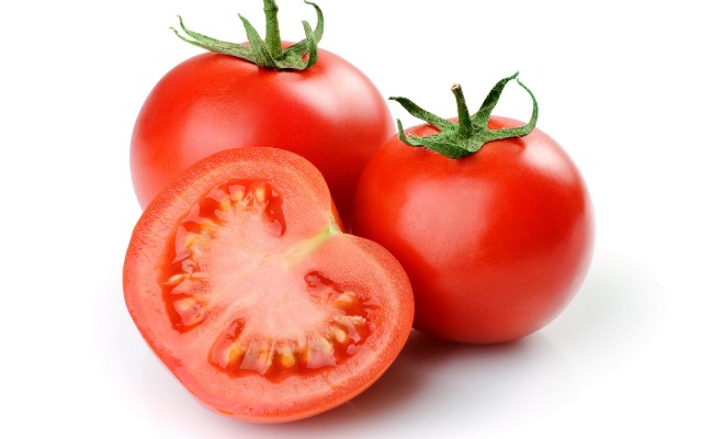 superfoods-to-lose-belly-fat-tomato