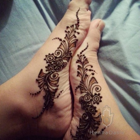 trending-henna-designs-for-feet-sides-of-feet-heena-design