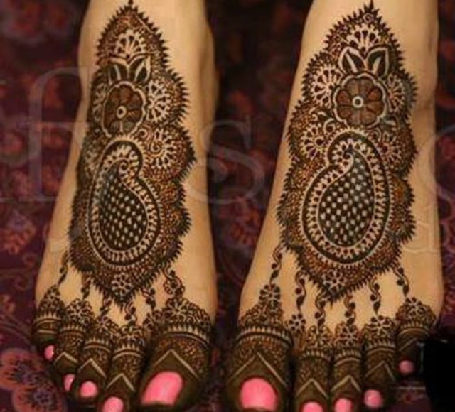 trending-henna-designs-for-feet-trending-indian-bridal-mehendi-design-for-feet