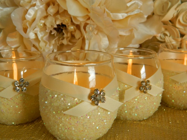 unique-diwali-gift-ideas-candle-holders
