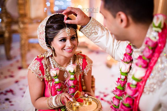 wardrobe-essentials-for-indian-brides-makeup-essentials-sindoor