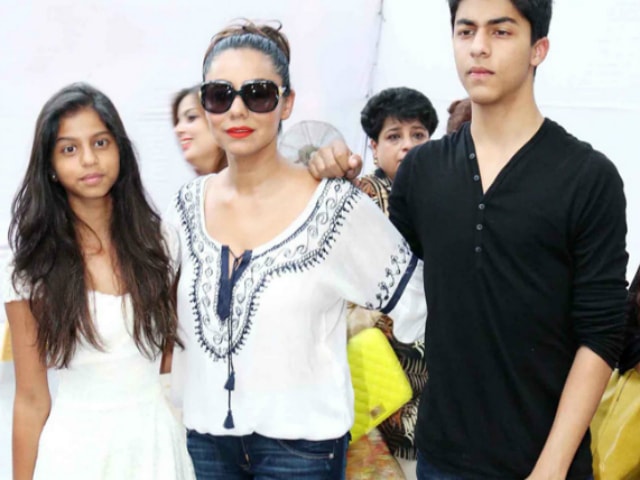 yummy-mummies-of-bollywood-gauri-khan