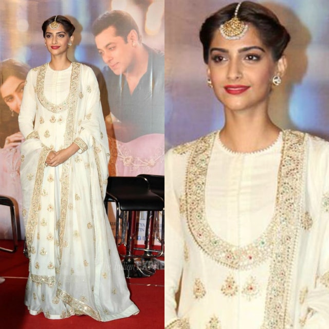 best-ethnic-looks-of-sonam-kapoor-in-suits